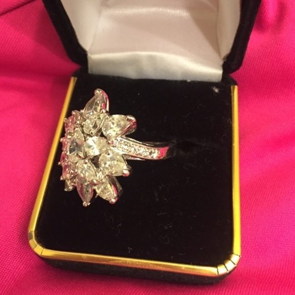 ✨sparkling Cocktail ring - Picture 2 of 3